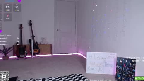 PiperAvery online show from February 25, 9:46 pm