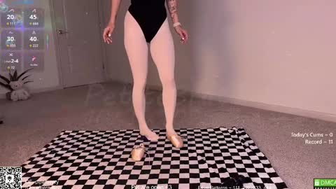 PiperAvery online show from October 31, 8:54 pm