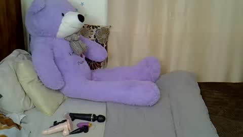 Caramel online show from December 16, 2:55 pm