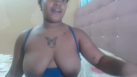 petitechocolatemommy online show from November 19, 6:52 pm