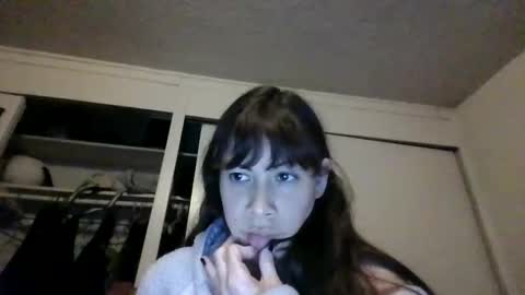 Petitedoll30 online show from December 27, 4:04 am