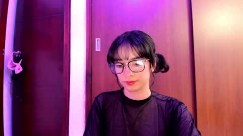 Lunna online show from February 2, 12:40 am