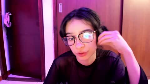 Lunna online show from February 2, 5:21 am
