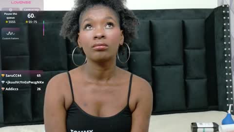 Snapshot of petitelittleebony chatting on October 10, 3:05 am little sharon online show from October 10, 3:05 am