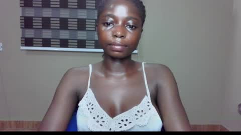 Snapshot of petitexxebony chatting on June 2, 8:00 pm petitexxebony online show from June 2, 8:00 pm