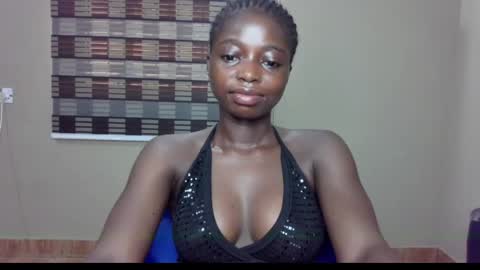 Snapshot of petitexxebony chatting on June 4, 2:56 pm petitexxebony online show from June 4, 2:56 pm