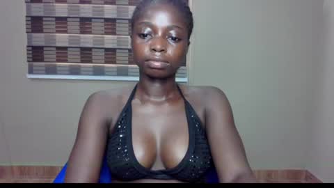 Snapshot of petitexxebony chatting on June 9, 2:50 pm petitexxebony online show from June 9, 2:50 pm