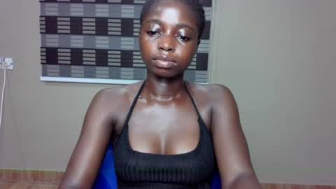 Snapshot of petitexxebony chatting on June 14, 8:00 pm petitexxebony online show from June 14, 8:00 pm