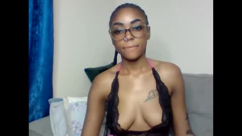 Arielle online show from September 24, 3:59 pm