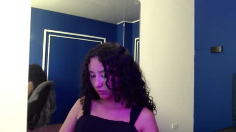 Snapshot of pettymoon chatting on November 24, 7:35 pm Moon online show from November 24, 7:35 pm