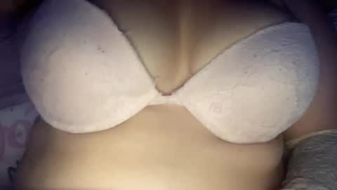 Snapshot of peular chatting on April 17, 7:39 pm peular online show from April 17, 7:39 pm