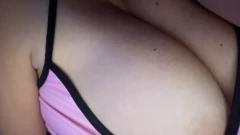 peular online show from July 11, 8:55 pm