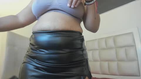 Snapshot of peyton_wat chatting on September 13, 12:27 pm peyton_wat online show from September 13, 12:27 pm