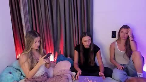 Snapshot of peyton_ws chatting on December 4, 1:48 am Peyton online show from December 4, 1:48 am