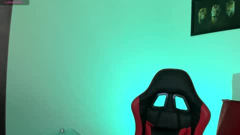 peytonbox online show from September 25, 11:36 am