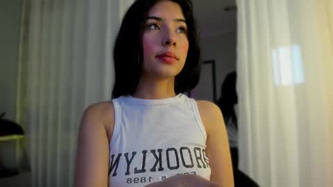 Snapshot of peytonn_monroe chatting on October 27, 8:35 pm peytonn_monroe online show from October 27, 8:35 pm