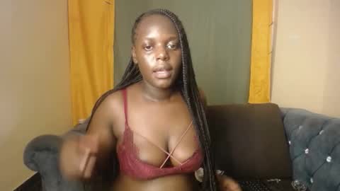 Snapshot of phaeey_savage chatting on March 16, 5:50 pm Pheey online show from March 16, 5:50 pm