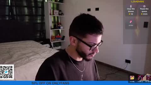 phantom_bigger1 online show from June 9, 3:01 pm