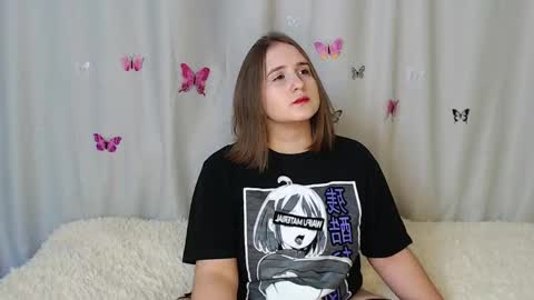 phantommira online show from December 13, 7:10 pm
