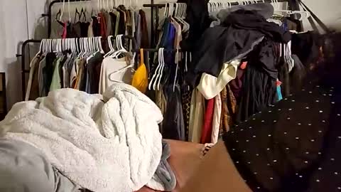 Snapshot of phara3na chatting on December 15, 5:55 am The Deity Hatshepsut online show from December 15, 5:55 am