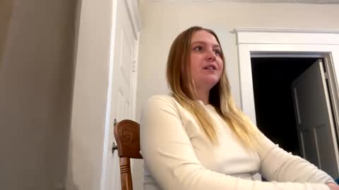 PhatAssBlond online show from January 2, 7:18 pm