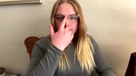 PhatAssBlond online show from January 28, 9:08 pm