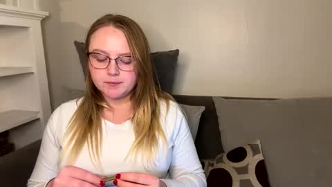PhatAssBlond online show from February 7, 3:23 am