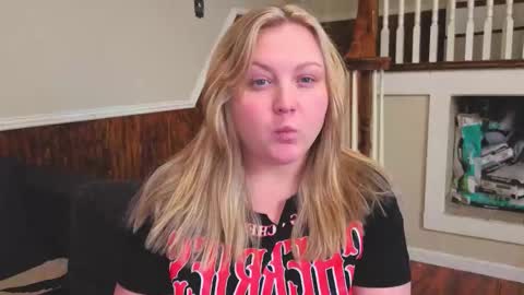 PhatAssBlond online show from February 13, 5:42 pm