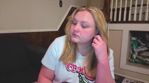 PhatAssBlond online show from February 22, 7:23 pm