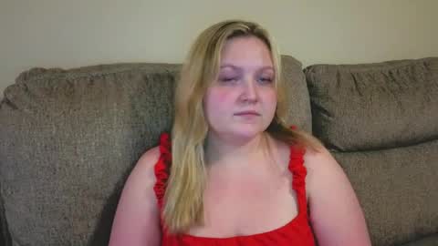 PhatAssBlond online show from March 21, 3:00 am
