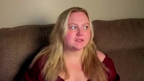 PhatAssBlond online show from July 27, 3:52 pm