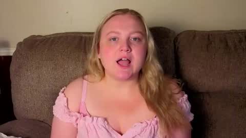 PhatAssBlond online show from July 31, 4:39 pm