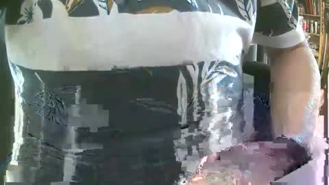 Snapshot of philache04 chatting on March 5, 12:44 pm Gabu online show from March 5, 12:44 pm