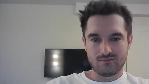 PhilipBorison online show from October 3, 4:53 am