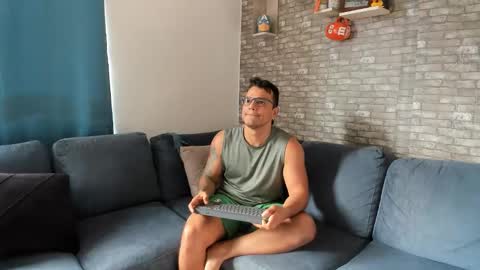 Philipe online show from October 27, 8:57 pm