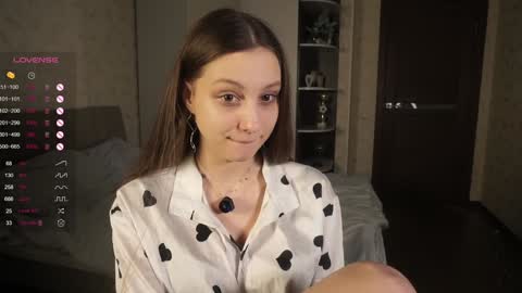 Bella online show from February 9, 1:22 am