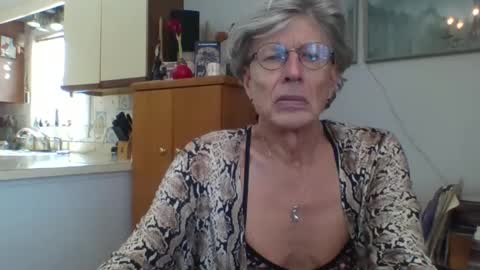 phillipa online show from February 21, 4:37 pm