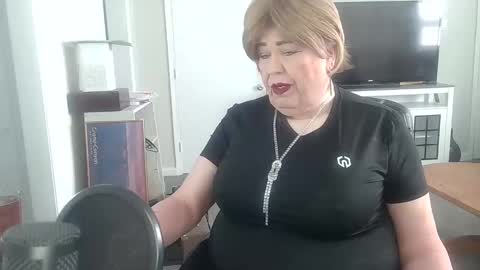 Snapshot of phillyguy195601 chatting on March 24, 6:13 pm Geri online show from March 24, 6:13 pm