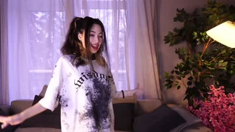 Hitomi oo online show from December 12, 7:19 am