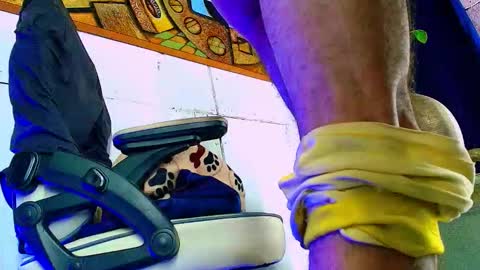 phlilloyhighclouds online show from October 9, 9:40 am