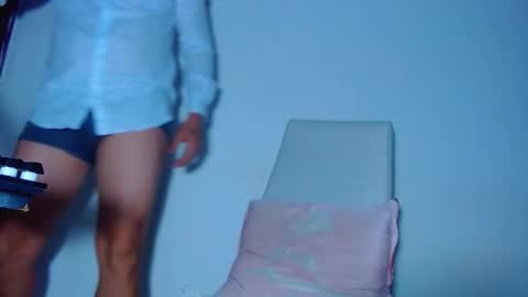 Snapshot of phoenixgnz08 chatting on April 7, 6:14 am AdnierGnz online show from April 7, 6:14 am