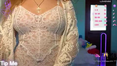 Selena online show from October 9, 7:06 am