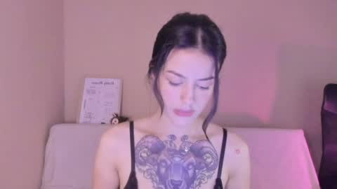 Snapshot of phoenixx_x chatting on April 10, 6:56 pm phoenixx_x online show from April 10, 6:56 pm