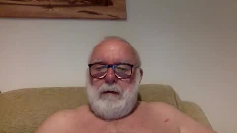 Snapshot of phozzagain chatting on June 8, 5:08 am phozzagain online show from June 8, 5:08 am
