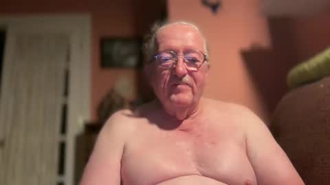 Phrodeaux online show from March 28, 4:12 am