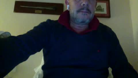 PhuketLover online show from December 14, 4:42 pm