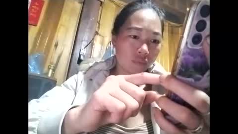 phuong_vietnam online show from June 8, 12:27 pm