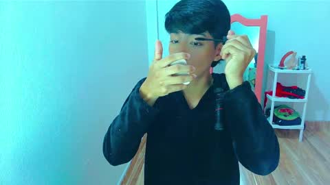 Snapshot of phuwin_bj chatting on May 29, 5:38 am phuwin online show from May 29, 5:38 am