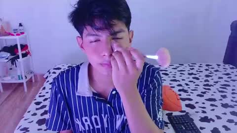 phuwin online show from July 7, 8:29 am