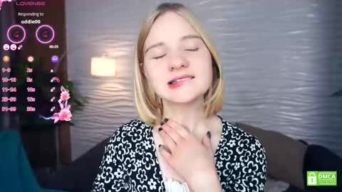 Hann G. Jones online show from November 23, 4:23 am